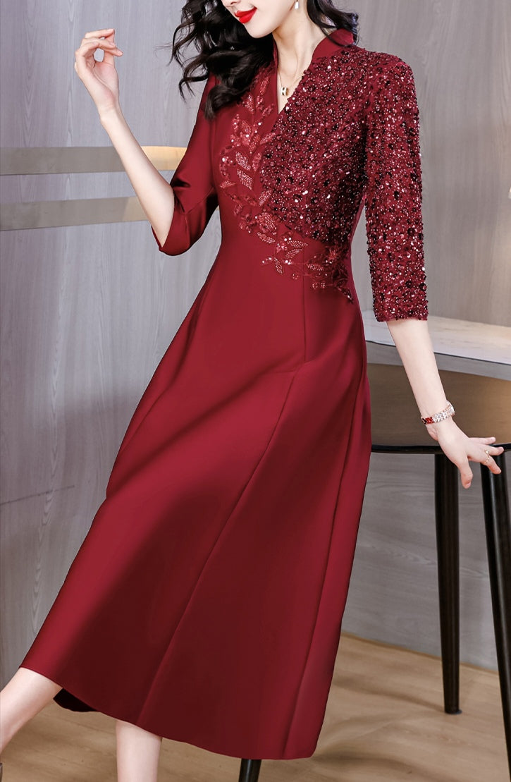 V-neck Beaded Elegant A-line Banquet Dress