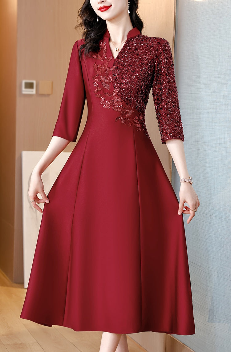 V-neck Beaded Elegant A-line Banquet Dress