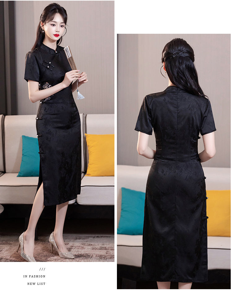 Black Embroidery Elegant Jacquard Cheongsam