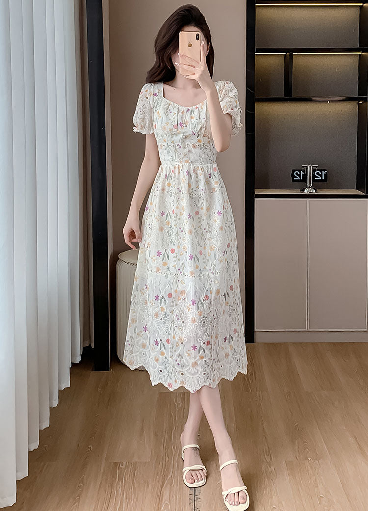 Pastoral Puff Sleeve Floral Mid-length Dress