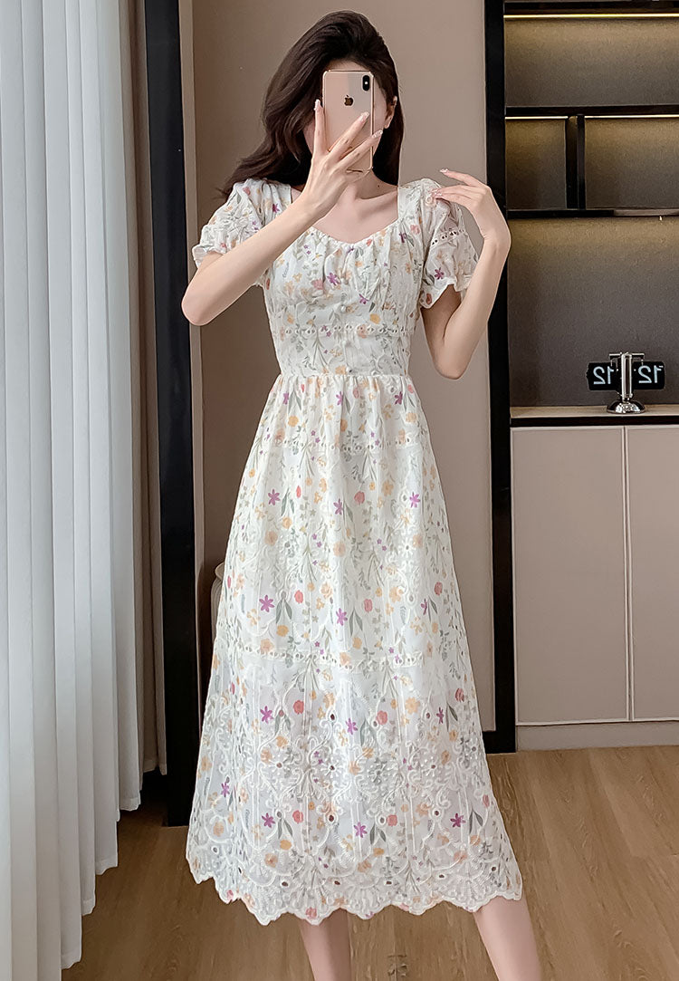 Pastoral Puff Sleeve Floral Mid-length Dress