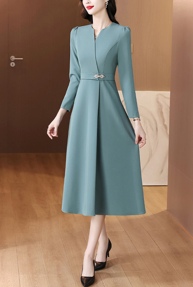 V-neck Fashionable Long-sleeved Dress