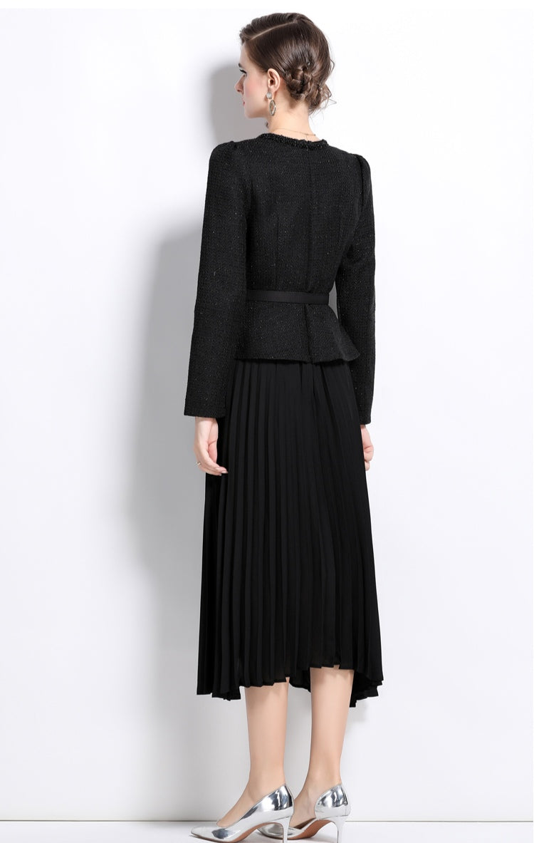 Black Long-sleeve Square Neck Stitching Pleated Large Swing Dress