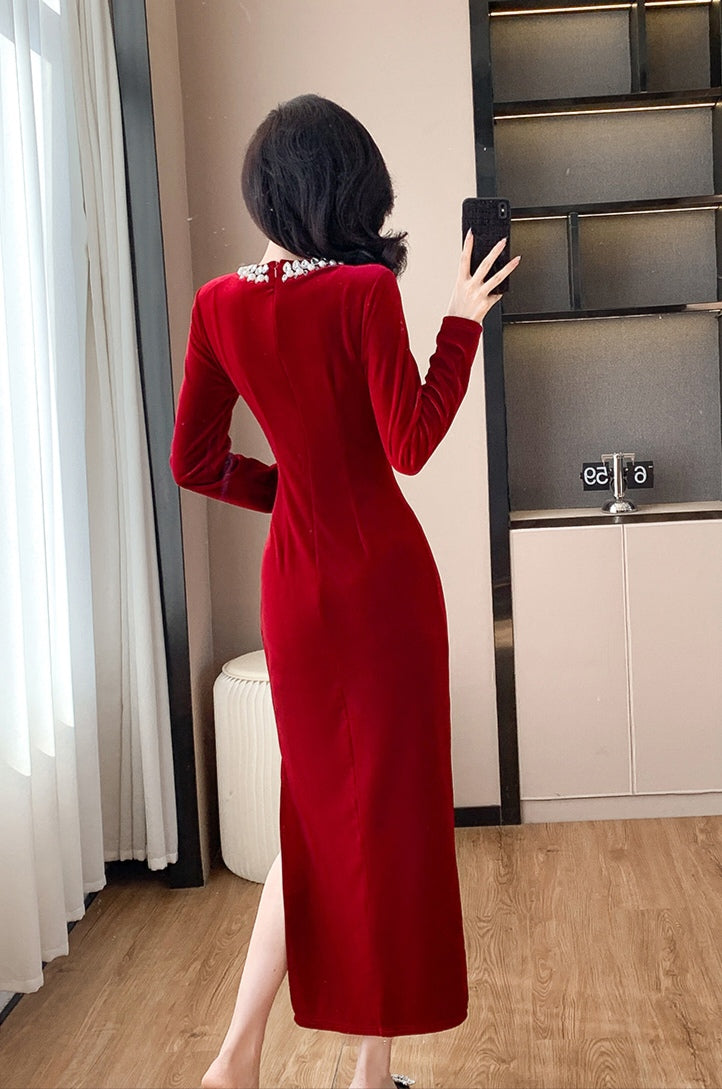 Hepburn Mid-length Velvet Elegant Dress