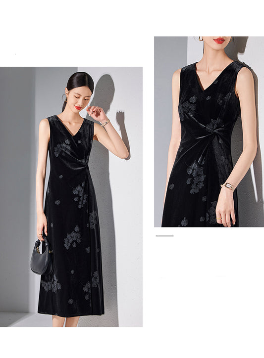 Black V-neck Sleeveless Mid-length Dress