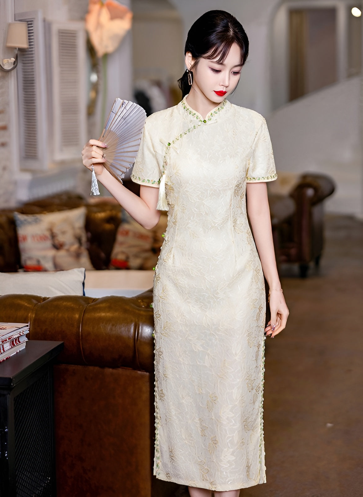 Elegant Retro Lace Cheongsam