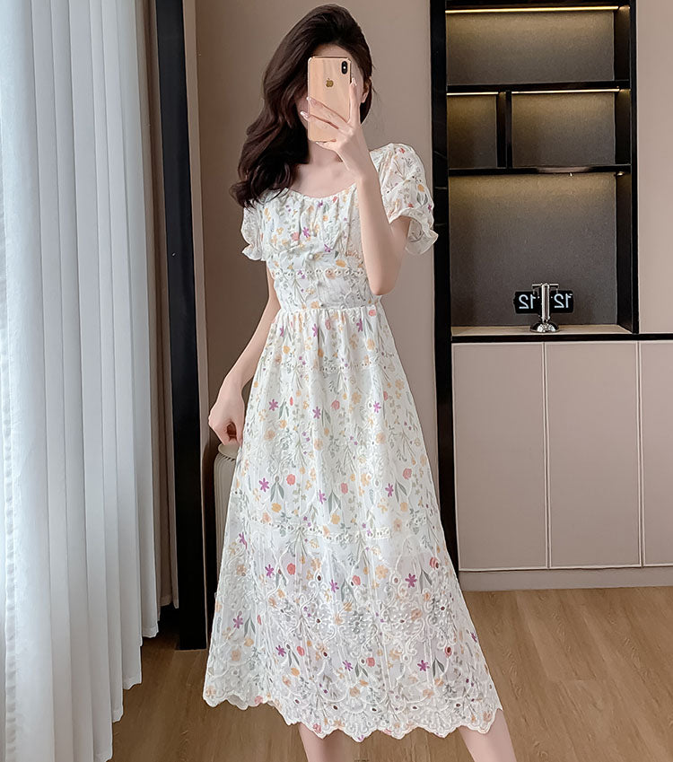 Pastoral Puff Sleeve Floral Mid-length Dress